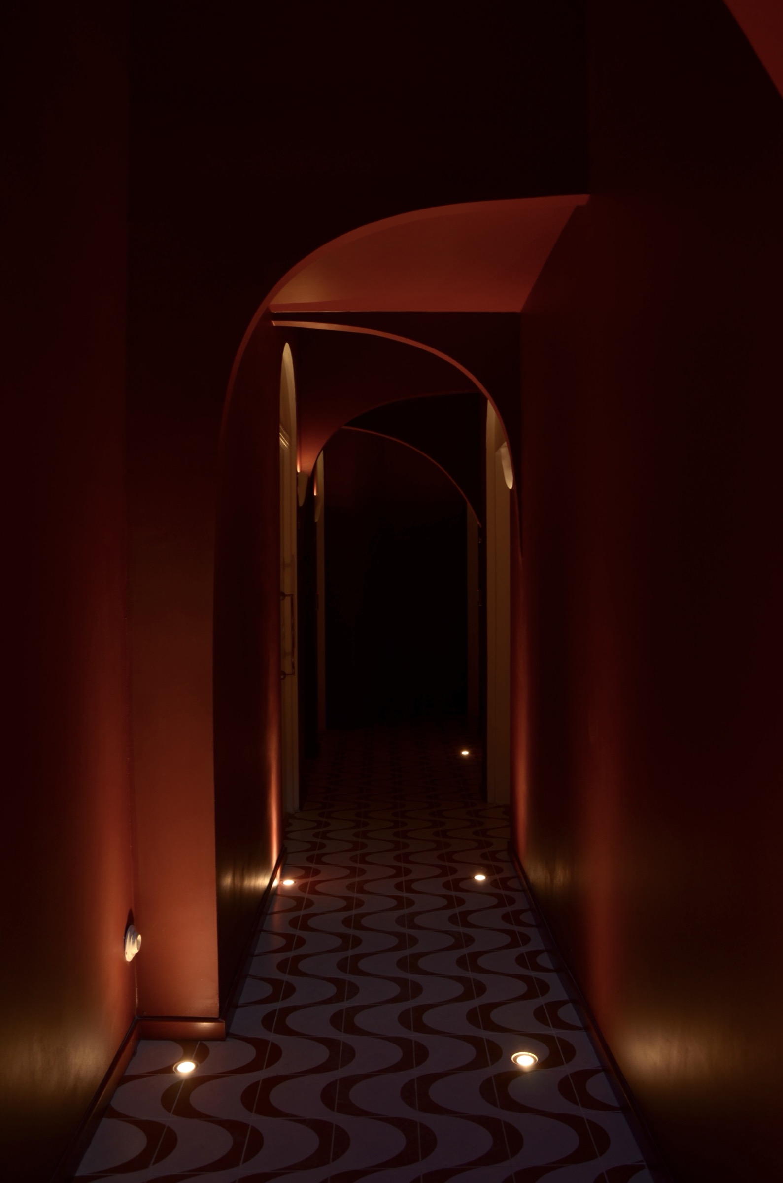 Couloir en arches — Hôtel Maison Soleil Montpellier